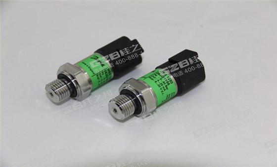 柳工挖掘機配件，挖掘機配件網