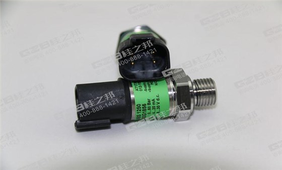 柳工挖掘機配件，挖掘機配件網