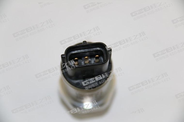 神鋼挖掘機配件,挖掘機配件批發(fā)市場