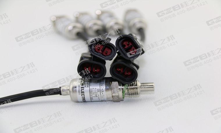 三一挖掘機配件批發,挖掘機配件批發