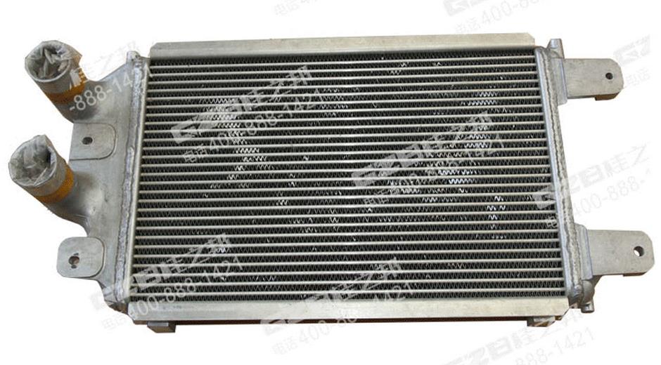 挖掘機(jī)配件網(wǎng)：三一挖掘機(jī)中冷器總成ME440350