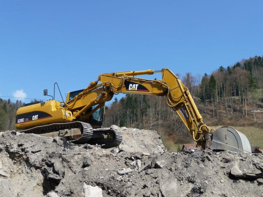 發(fā)動(dòng)機(jī)