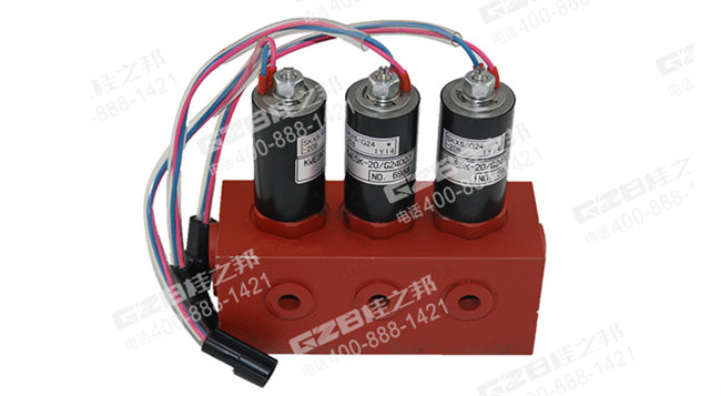 徐工XE260挖機配件