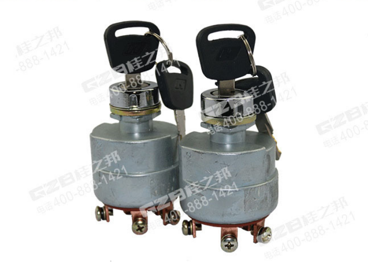 雷沃挖掘機80配件報價